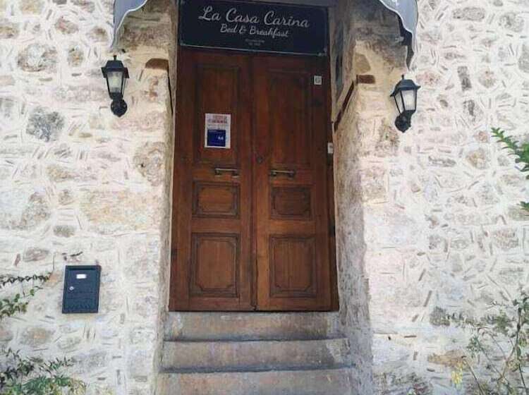 Hotel La Casa Carina