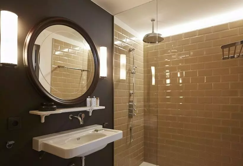 Hotelli Llimona Suites   Adults Only