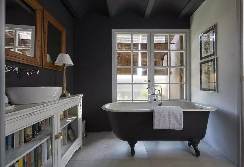 Hotelli Llimona Suites   Adults Only