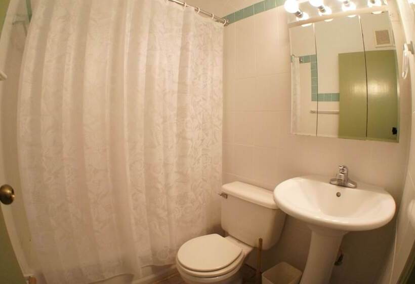 هتل Yukayeke Playa Resort