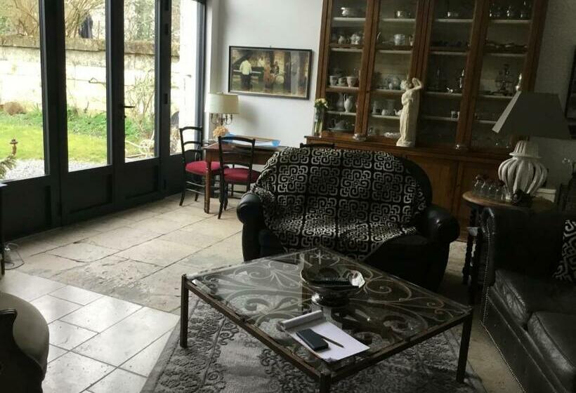 ベッドアンドブレックファースト Le Clos Montrichard