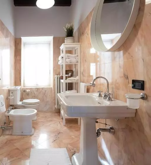 ベッドアンドブレックファースト Lo Schiaccianoci Bed&breakfast De Charme