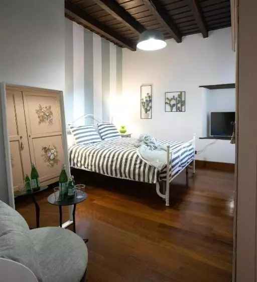 ベッドアンドブレックファースト Lo Schiaccianoci Bed&breakfast De Charme