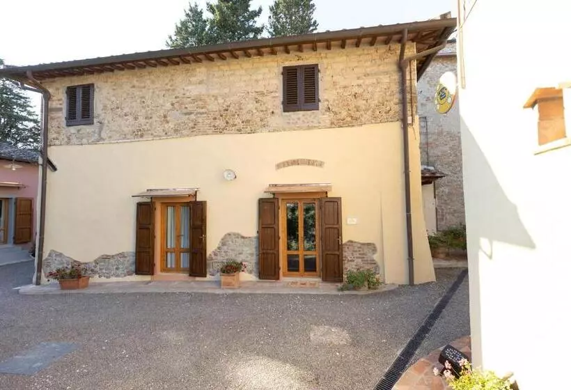 Hotelli Agriturismo Poggio Nardini