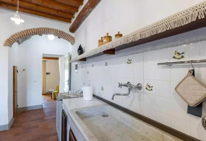 Hotelli Agriturismo Poggio Nardini