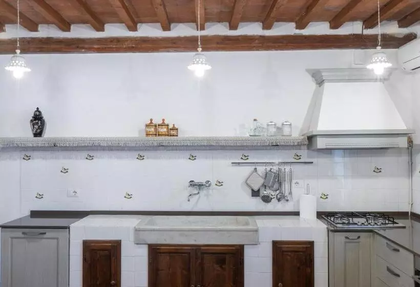 Hotelli Agriturismo Poggio Nardini