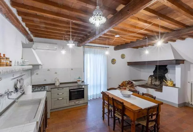 Hotelli Agriturismo Poggio Nardini