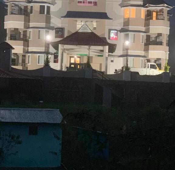 ホテル Bogar Palace Kodaikanal