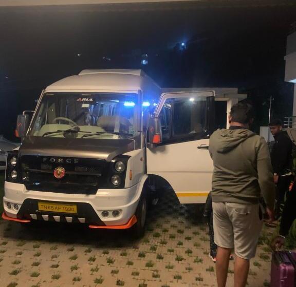 ホテル Bogar Palace Kodaikanal