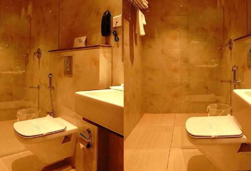 فندق Dass Regency