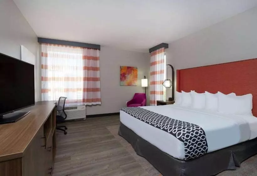 Hotelli La Quinta Inn & Suites By Wyndham Pflugerville