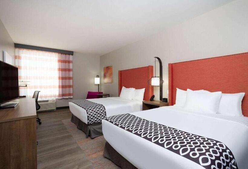 فندق La Quinta Inn & Suites By Wyndham Pflugerville