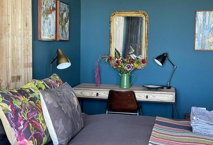 بنسيون Lekkerberg