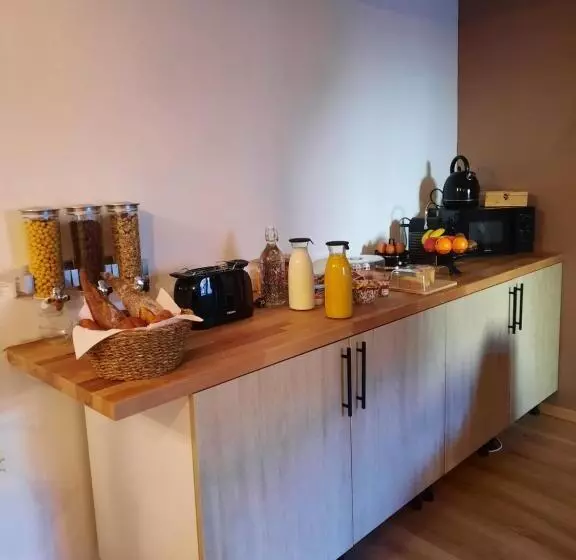 ベッドアンドブレックファースト Chez Collette