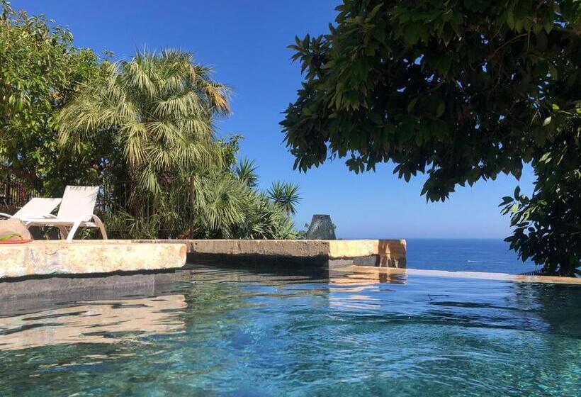 민박 El Jardin Botánico Villa Luz