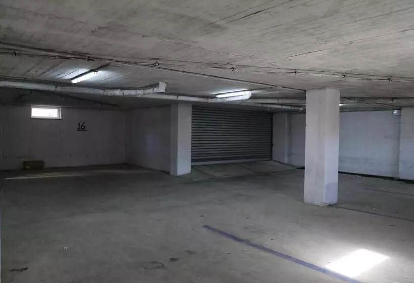 هتل Anchor Apartments