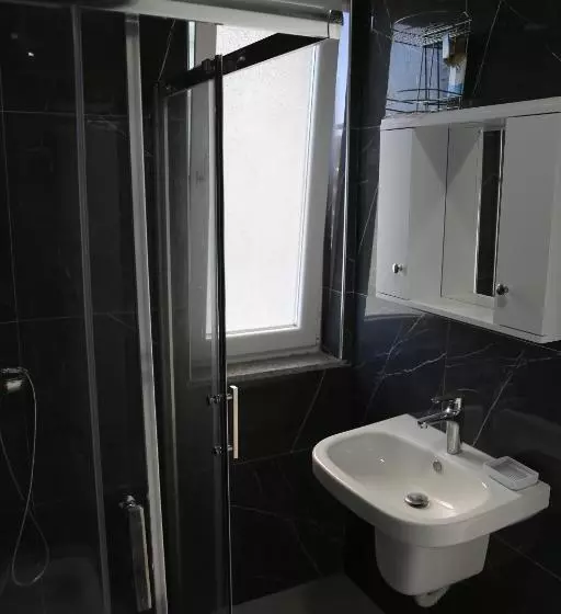 هتل Anchor Apartments