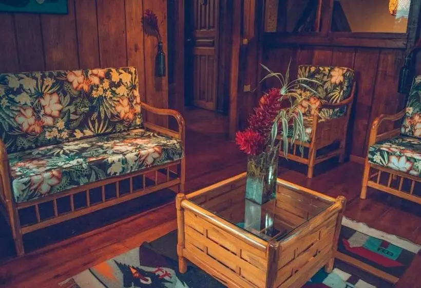 Hotelli El Abrazo Del Arbol