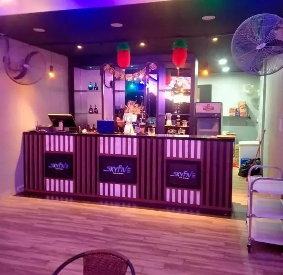 ホテル Morena Batam