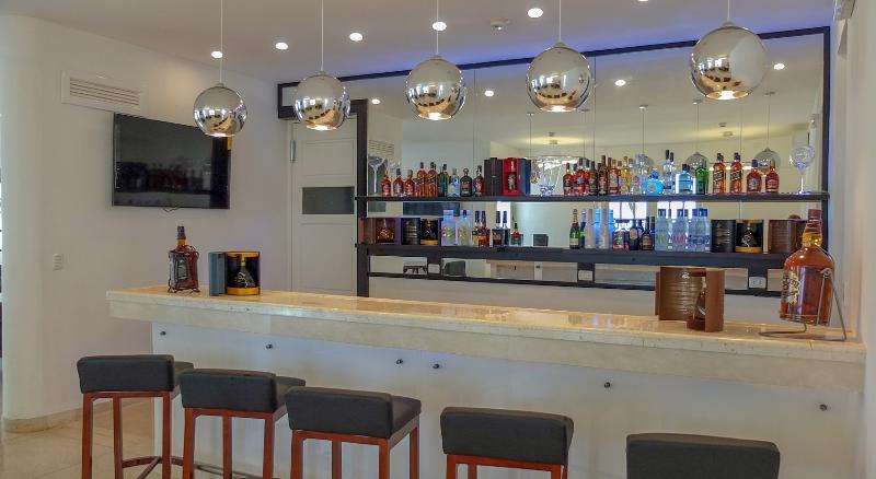 ホテル Mystique Casa Perla By Royalton