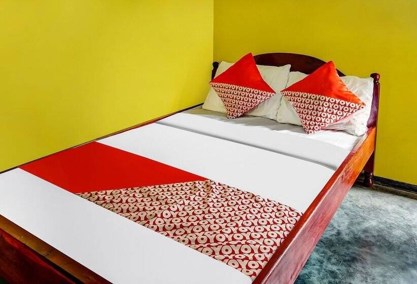 בית מלון כפרי Oyo Homes 90984 Kampung Wisata Ekologi Puspa Jagad