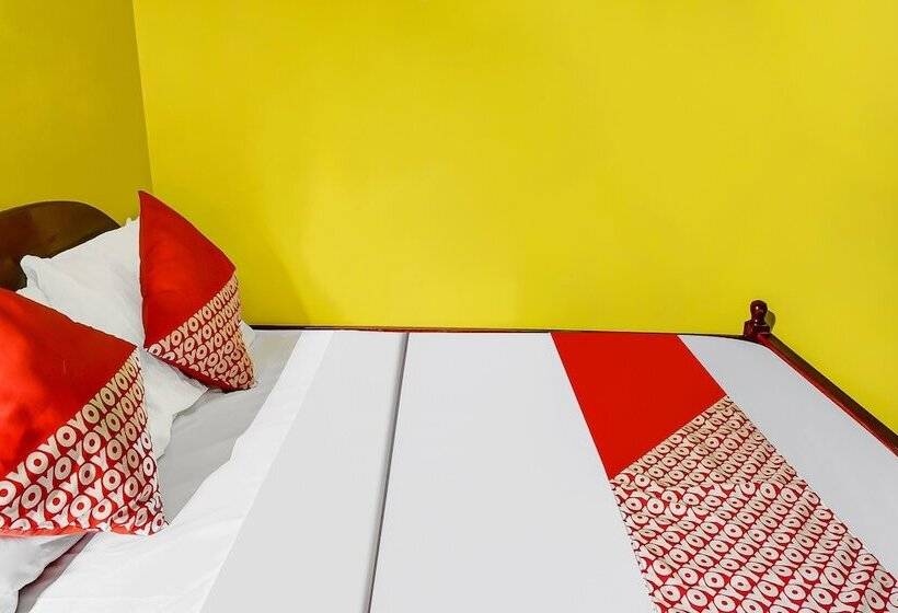 בית מלון כפרי Oyo Homes 90984 Kampung Wisata Ekologi Puspa Jagad