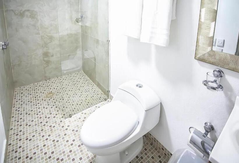 Otel Oyo  Plaza Las Torres