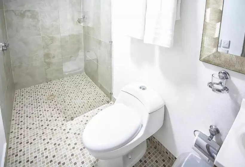 ホテル Oyo  Plaza Las Torres