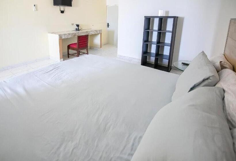 Otel Oyo  Plaza Las Torres