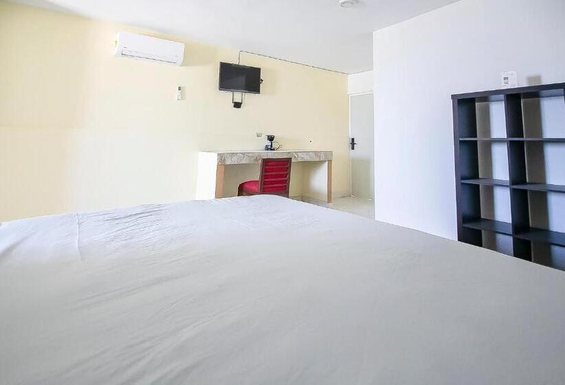 Otel Oyo  Plaza Las Torres