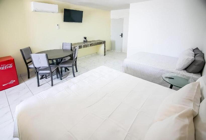 Otel Oyo  Plaza Las Torres