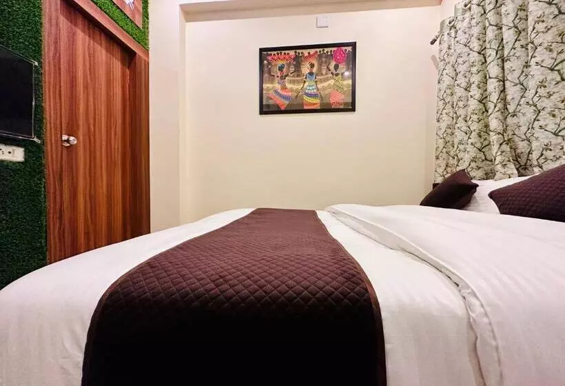 ホテル The Galaxy Near Udaipur Airport