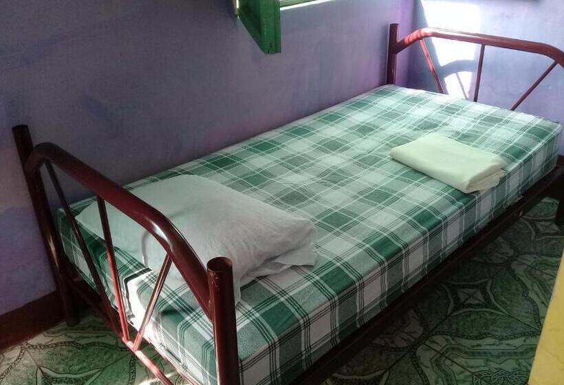 پانسیون Hostal Maria