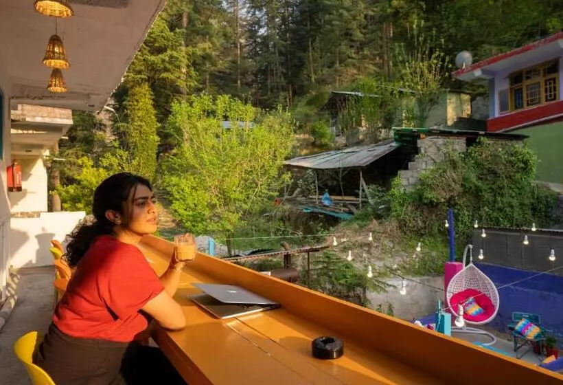 ユースホステル Gostops Kasol