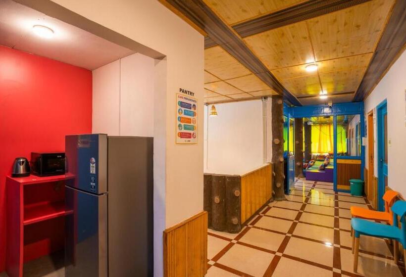 호스텔 Gostops Kasol