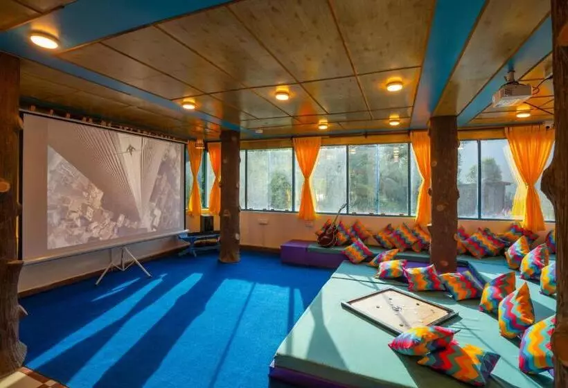 ユースホステル Gostops Kasol