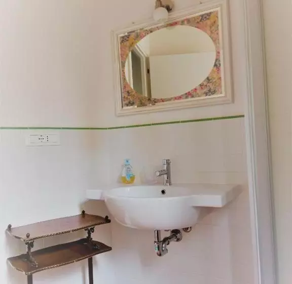 Aamiaismajoitus (B&B) Inferno E Paradiso