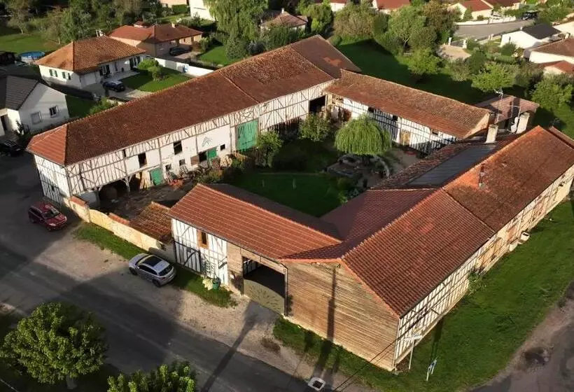 Aamiaismajoitus (B&B) La Varnière