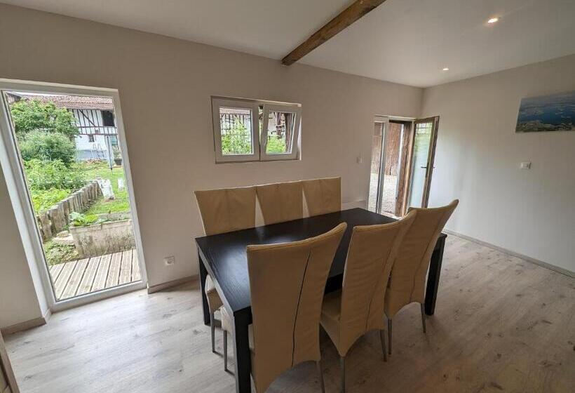 مبيت وإفطار La Varnière