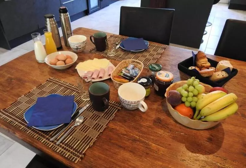 Aamiaismajoitus (B&B) La Varnière