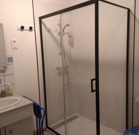 مبيت وإفطار La Varnière