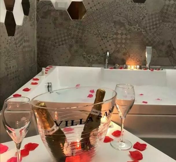 Aamiaismajoitus (B&B) Lapietra_hotelescapes