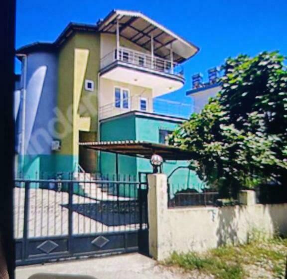 تختخواب و صبحانه Villa