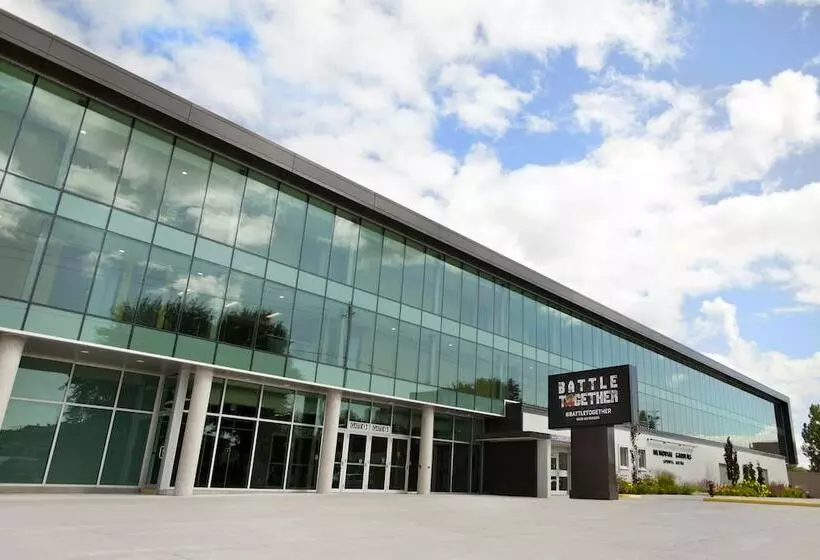 هتل Fairfield By Marriott Inn & Suites North Bay