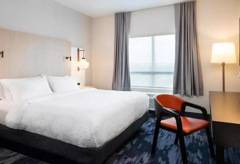 هتل Fairfield By Marriott Inn & Suites North Bay