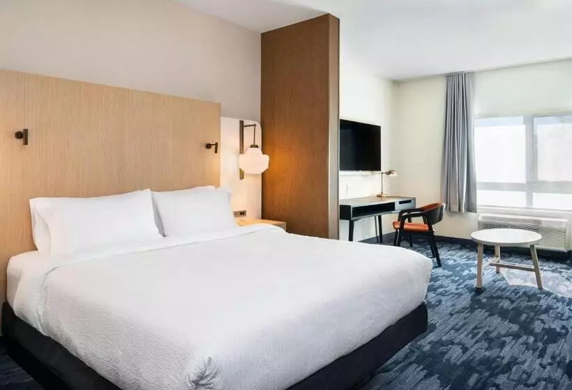 هتل Fairfield By Marriott Inn & Suites North Bay