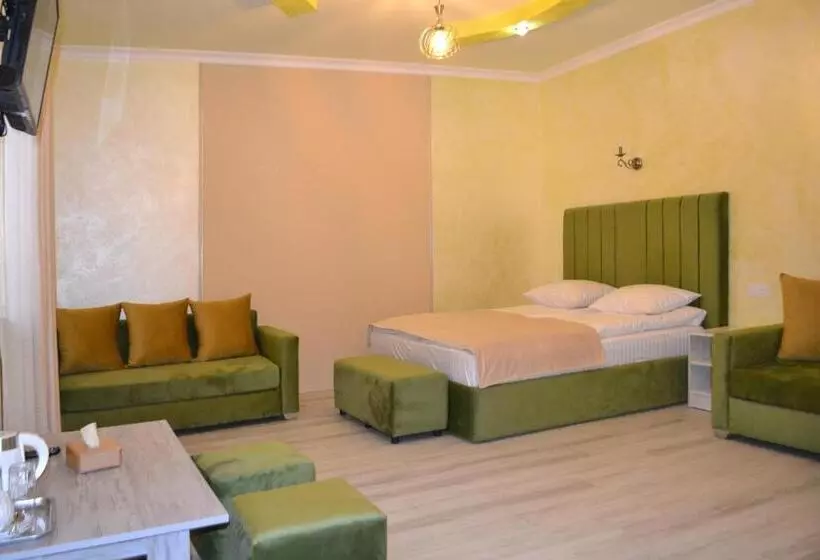 Kare No Hotel Tsaghkadzor