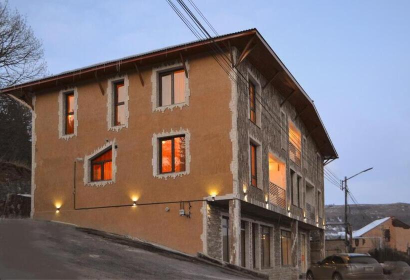 Kare No Hotel Tsaghkadzor