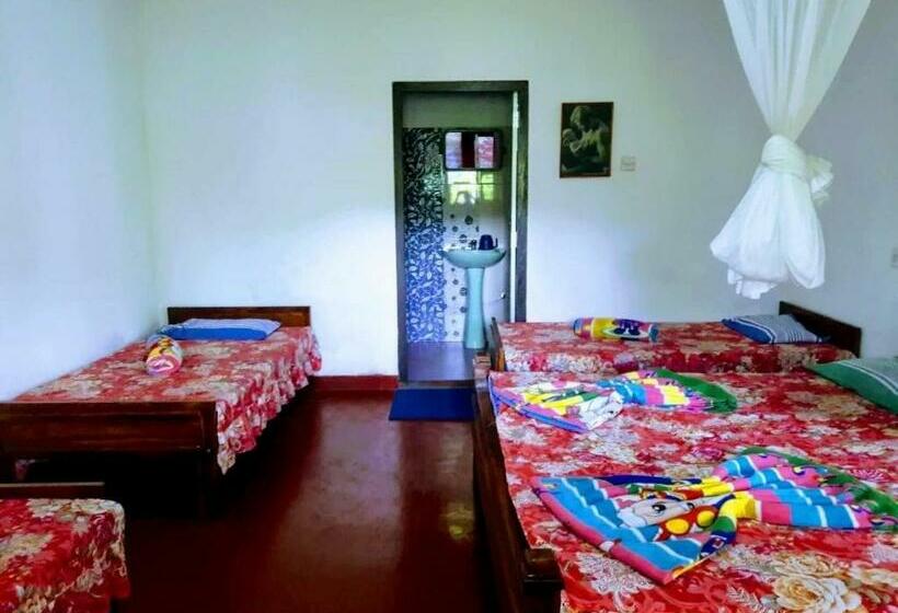 Hotel Koslanda Rest & Homestay