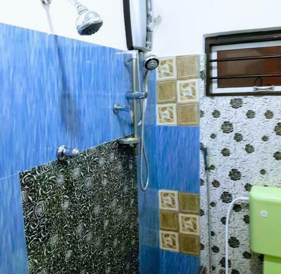 Hotel Koslanda Rest & Homestay